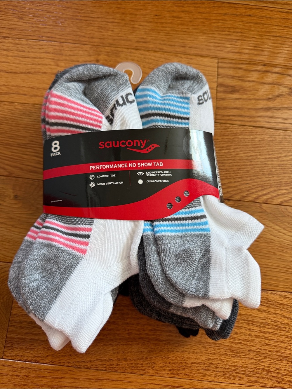 Saucony Performance no-show tab socks in an 8-pack